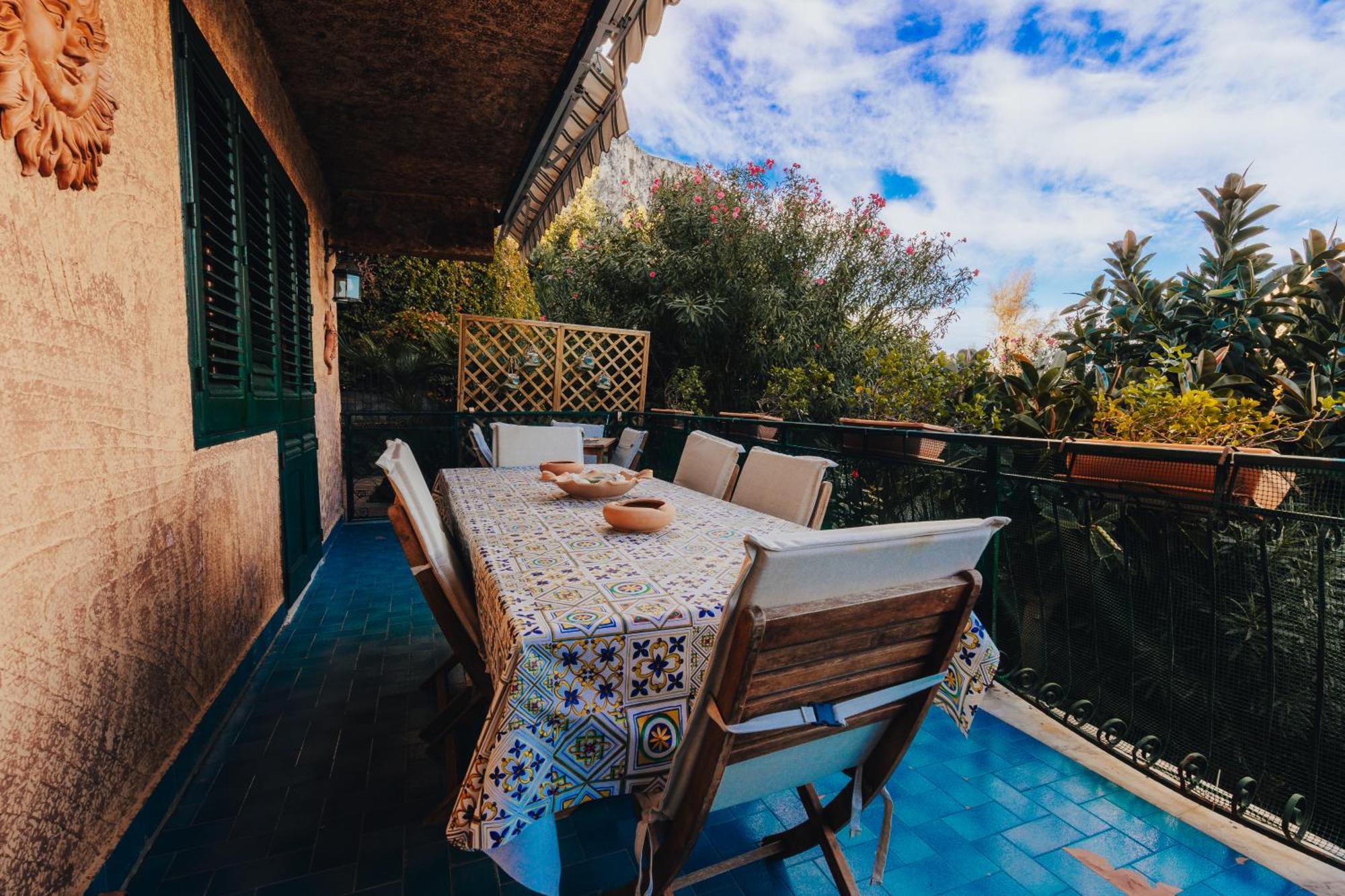 Monia House Holiday home