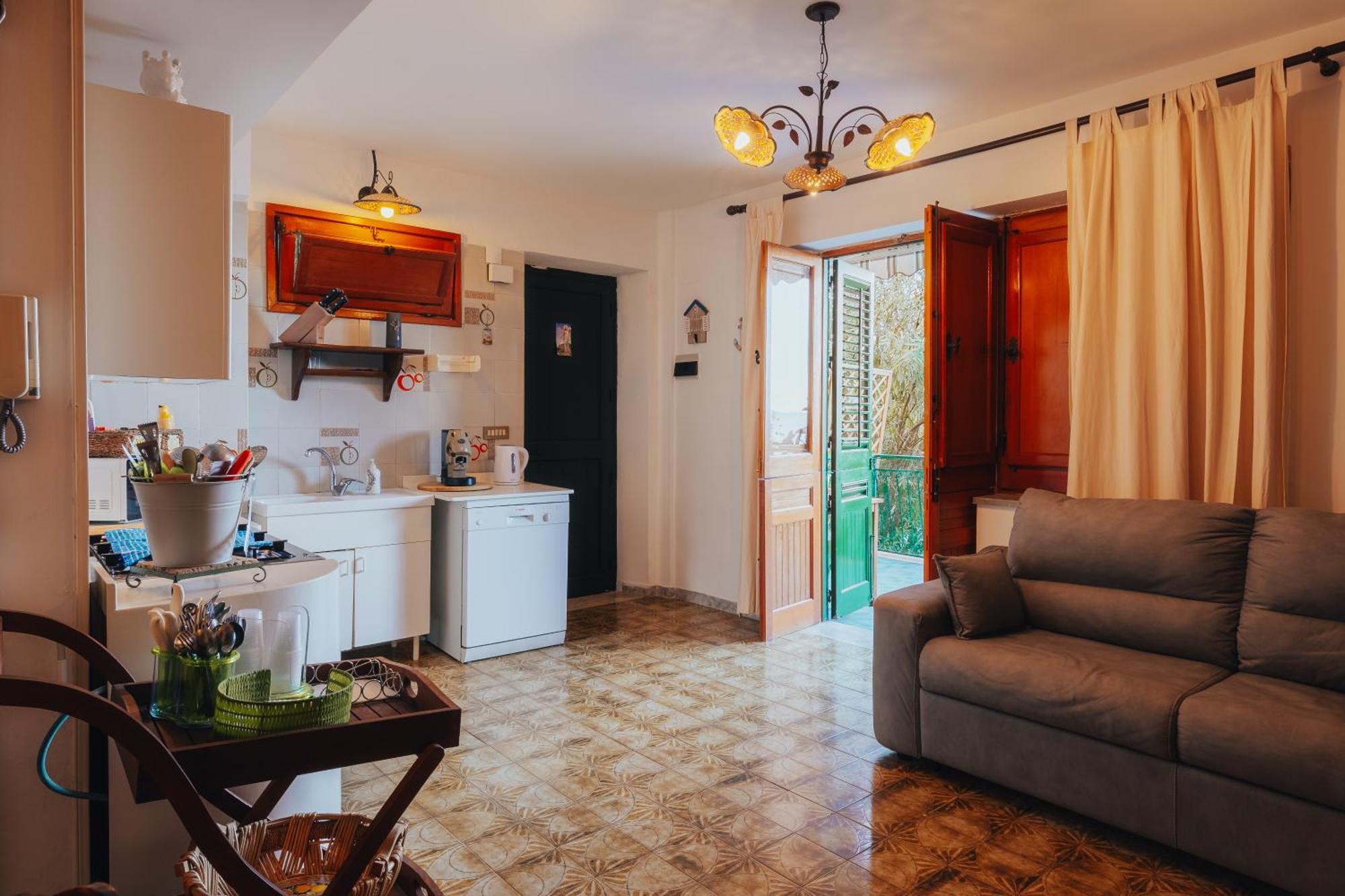 Monia House * Santa Flavia