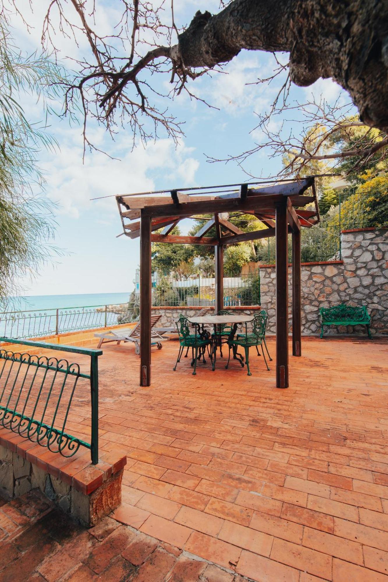Holiday home Monia House *